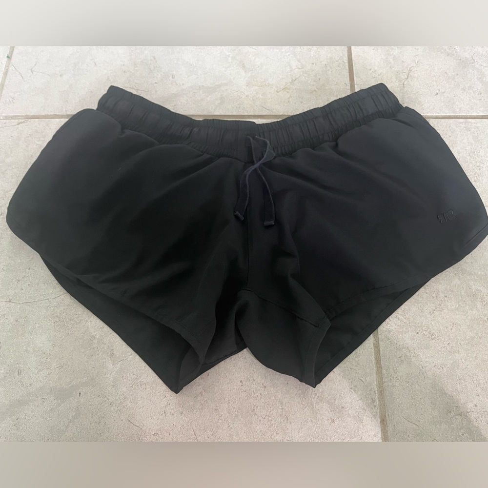 Albion Women's Black Athletic Shorts